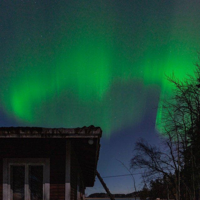 Green Northern Lights, Finland, aurora borealis, Lohja, Lohjanjärvi, aurora crown @Minna Jacobson